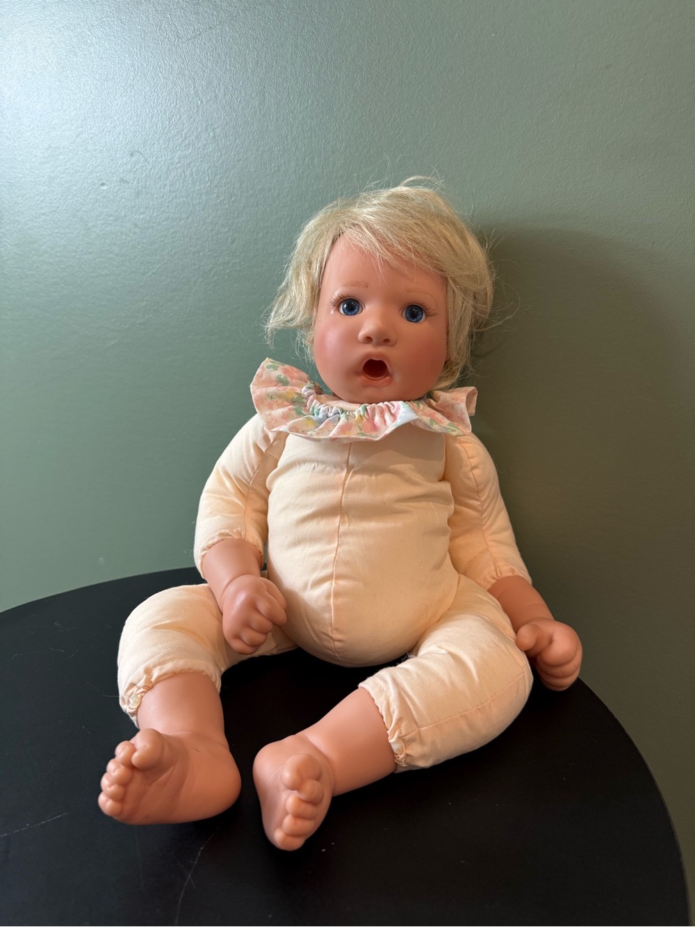 Soft-Body Baby Doll in Cream with Floral Collar